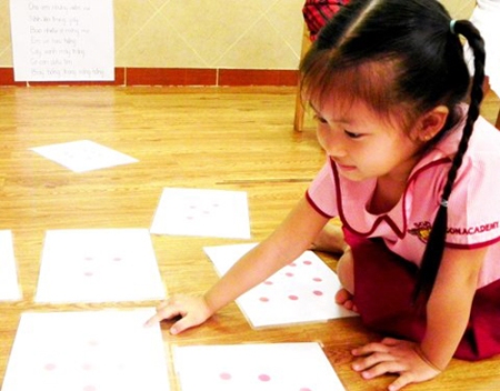 Hà Nội xin thí điểm dạy tiếng Anh cho trẻ mầm non